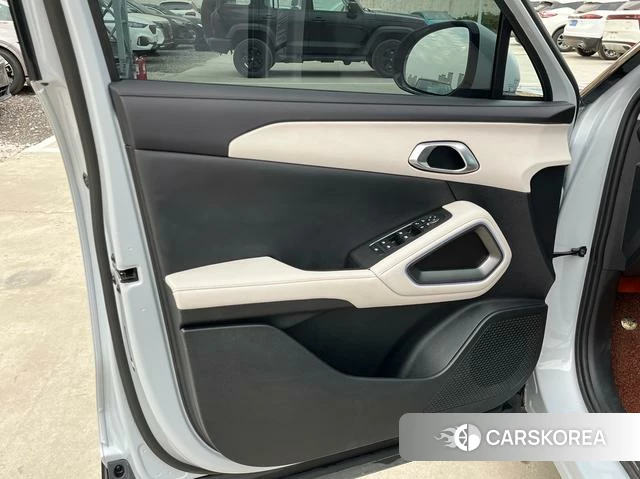 BYD Yuan UP id 3908295 из Китая 18