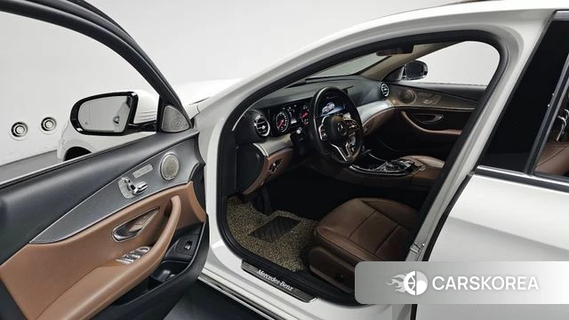 Mercedes-Benz E-Class W213 id 4362998 из Кореи 20
