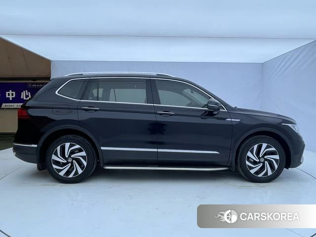 Volkswagen Tiguan L id 4301519 из Китая 22