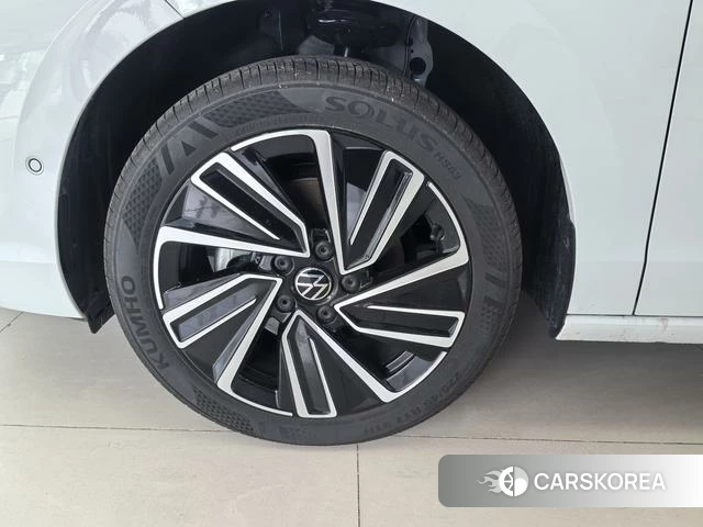 Volkswagen Lavida id 4366141 из Китая 21