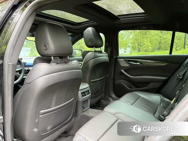 Cadillac CT5 id 4240808 из Китая 19