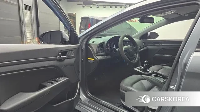 Hyundai Avante AD id 3313516 из Кореи 20