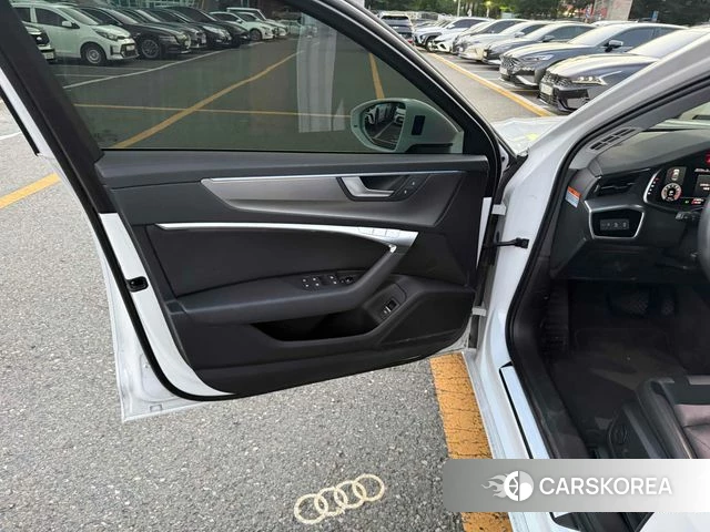Audi A6 (C8) id 4585301 из Кореи 14