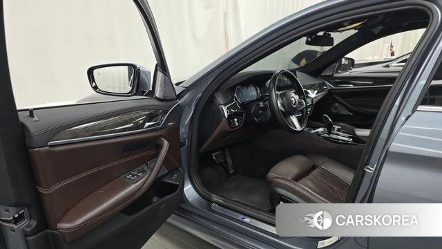 BMW 5 Series (G30) id 4667866 из Кореи 20