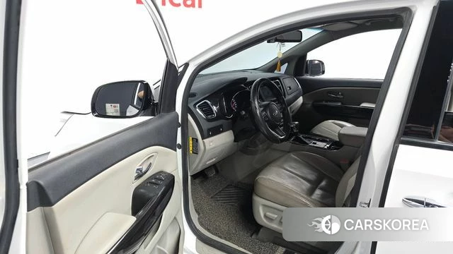 Kia The New Carnival id 4390323 из Кореи 20
