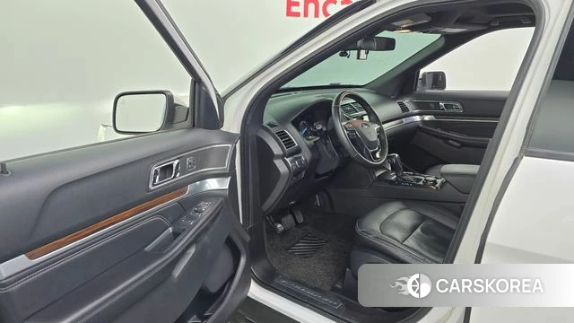 Ford Explorer id 3942850 из Кореи 20