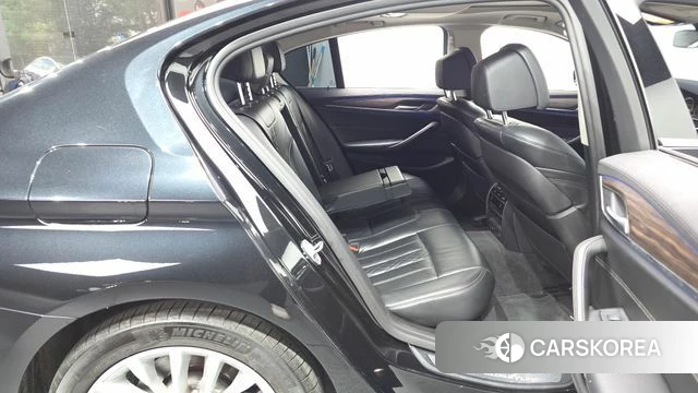 BMW 5 Series (G30) id 4689327 из Кореи 34