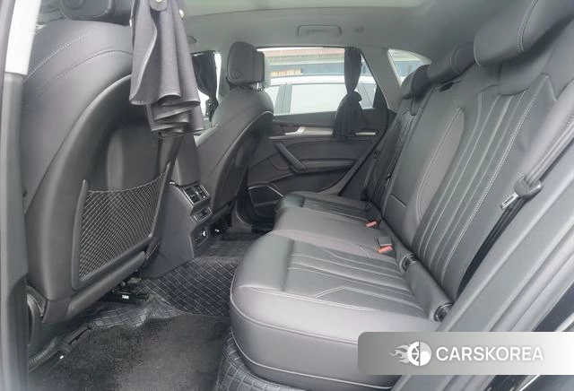 Audi Q5L id 4300029 из Китая 12