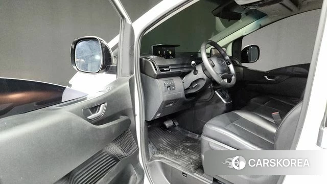Hyundai Staria id 4178828 из Кореи 20