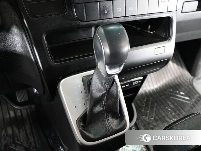 Hyundai Staria id 4749686 из Кореи 20