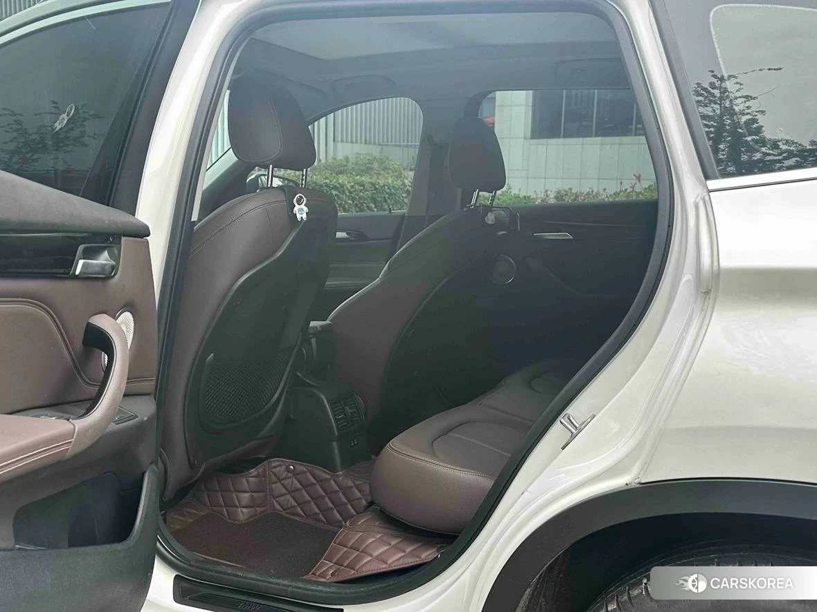BMW X1 id 4455125 из Китая 23