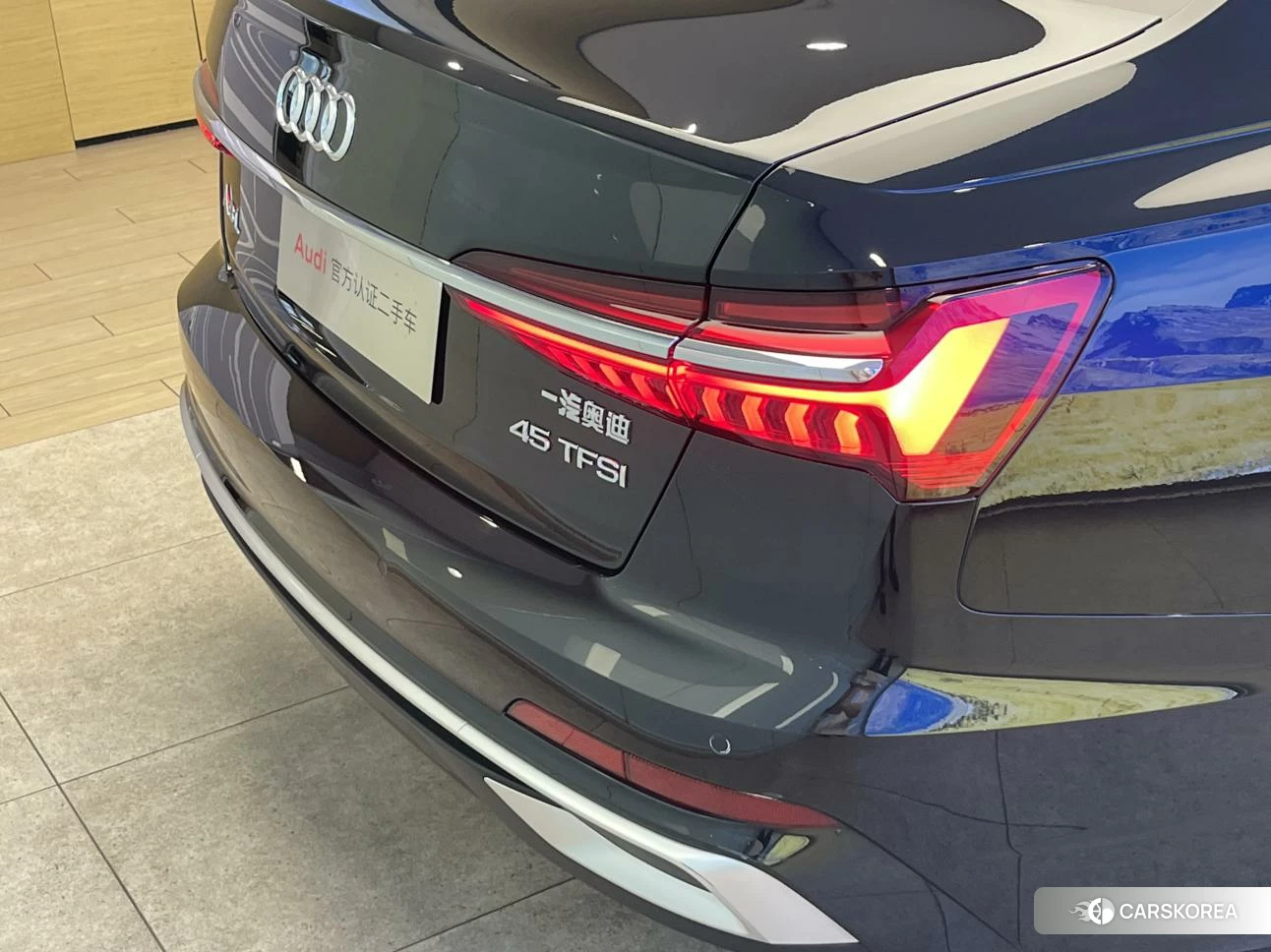 Audi A6L id 4492919 из Китая 16