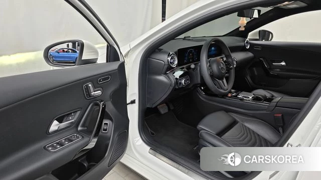 Mercedes-Benz A-Class W177 id 4881920 из Кореи 30