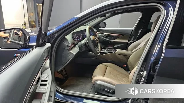 BMW 5 Series (G60) id 2905113 из Кореи 20