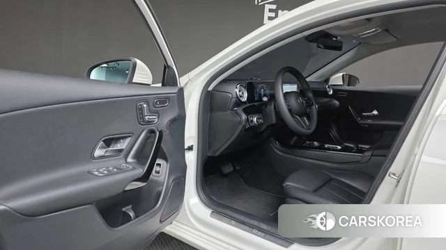 Mercedes-Benz A-Class W177 id 4882087 из Кореи 20