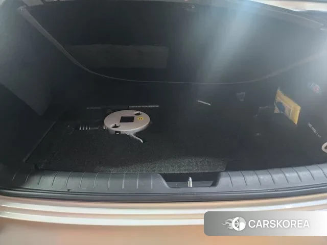 Hyundai Grandeur (GN7) id 3316789 из Кореи 20