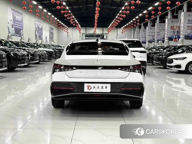 Hyundai Elantra id 4263444 из Китая 14