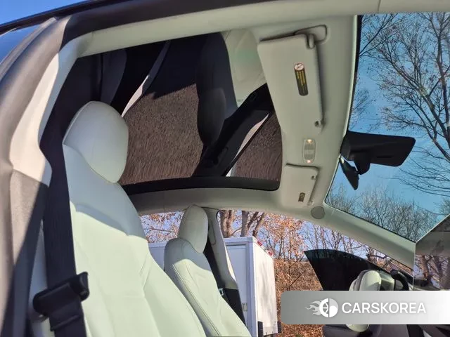 Tesla Model Y id 3487612 из Кореи 13