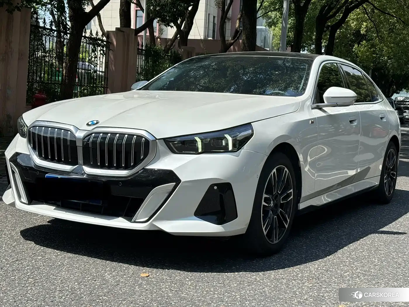 BMW 5 series id 4686070 из Китая 23