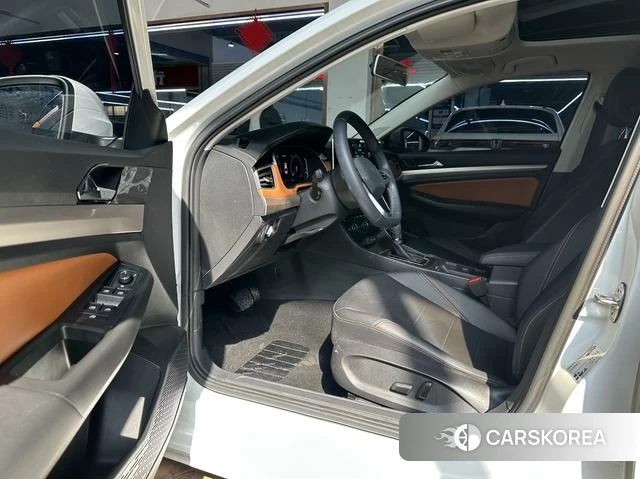 Volkswagen Bora id 4273685 из Китая 12