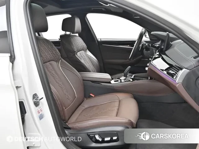 BMW 5 Series (G30) id 3534596 из Кореи 20