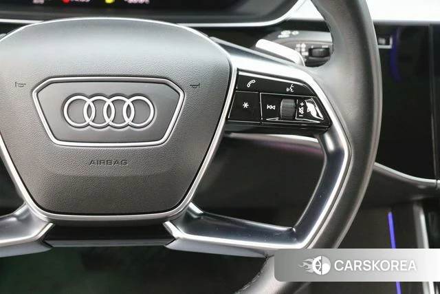 Audi A8 id 4264089 из Китая 31