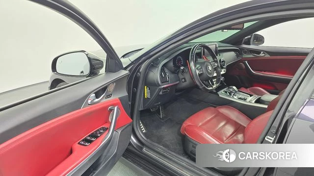 Kia Stinger id 4424984 из Кореи 39