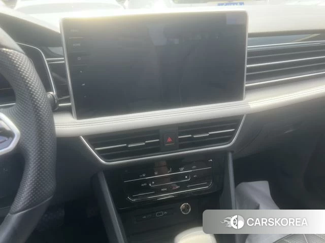 Volkswagen Tiguan L id 4274233 из Китая 23