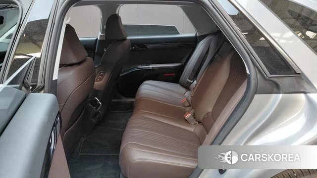 Hyundai Grandeur (GN7) id 4280336 из Кореи 36