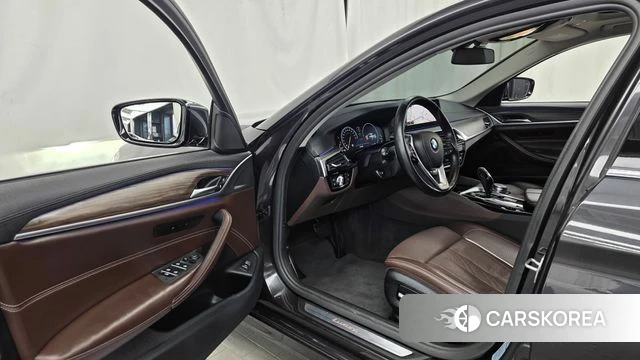 BMW 5 Series (G30) id 4377711 из Кореи 35