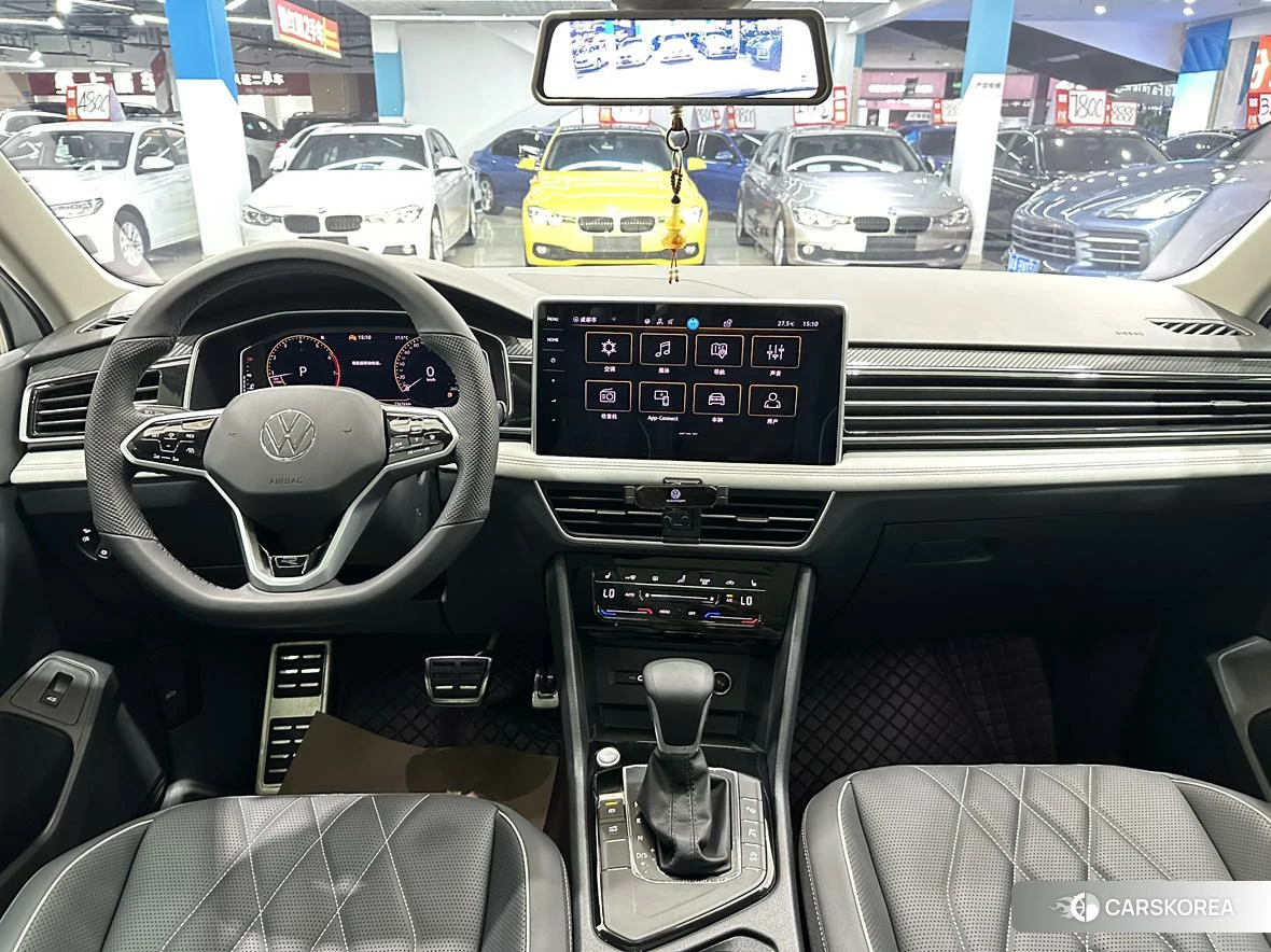 Volkswagen Tiguan L id 4479602 из Китая 14