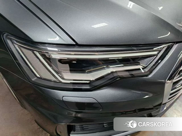 Audi A6L id 4290952 из Китая 17