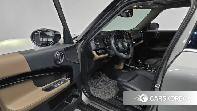Mini Cooper S Countryman id 4356210 из Кореи 32