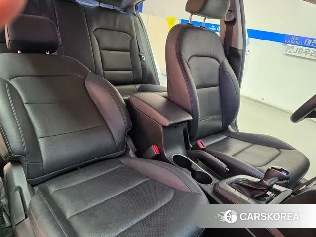 Hyundai Avante AD id 3371210 из Кореи 20