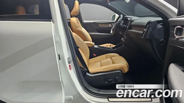 Volvo XC40 id 2839918 из Кореи 20