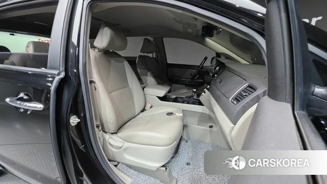 Kia All New Carnival id 4521077 из Кореи 20