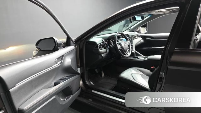 Toyota Camry (XV70) id 4581939 из Кореи 36
