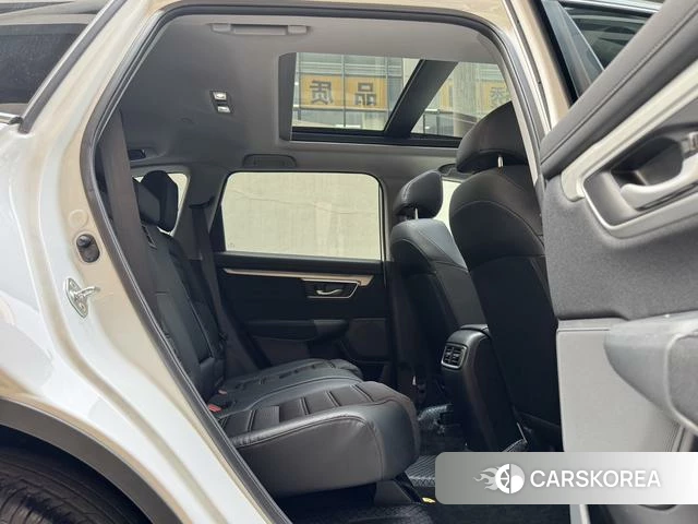 Honda CR-V id 4278369 из Китая 13