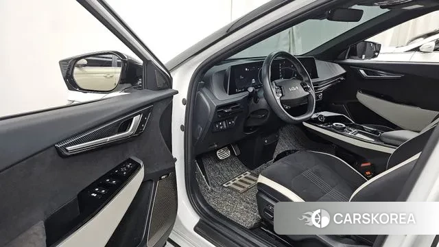 Kia EV6 id 3420999 из Кореи 20