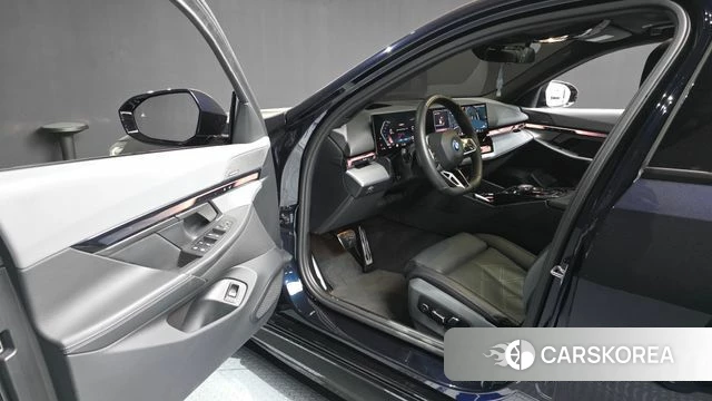 BMW i5 (G60) id 3838385 из Кореи 20