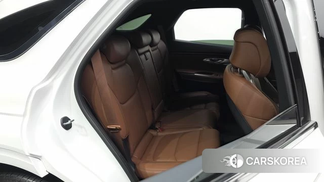 Genesis GV70 id 4572619 из Кореи 31