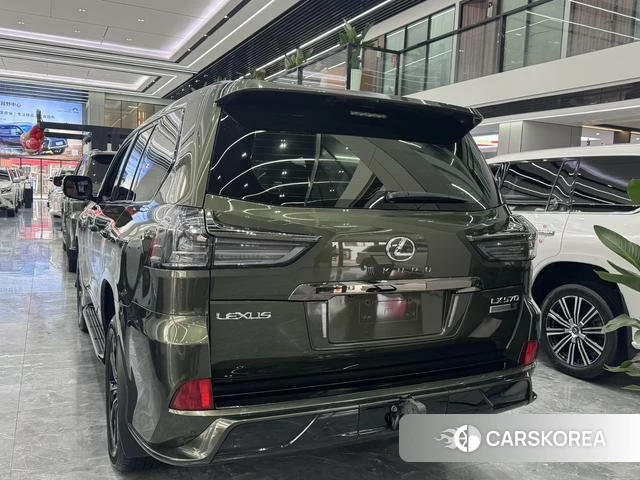 Lexus LX id 4279263 из Китая 13