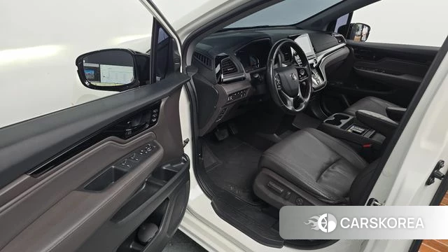 Honda Odyssey id 4698752 из Кореи 31