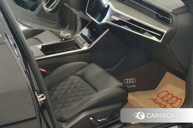 Audi A6L id 4205616 из Китая 17