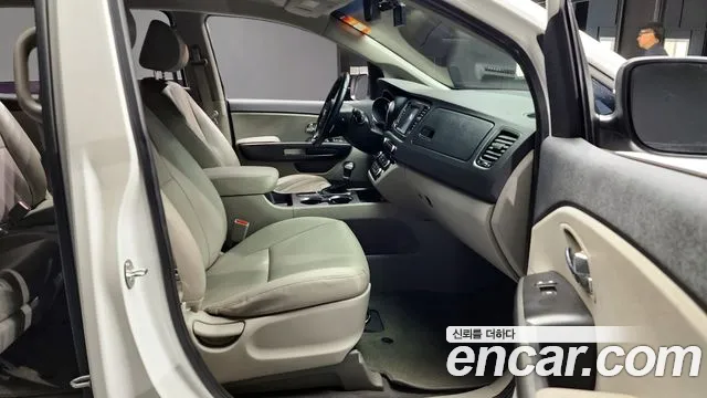 Kia The New Carnival id 2760644 из Кореи 20