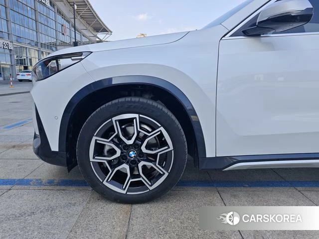 BMW X1 id 4275455 из Китая 15