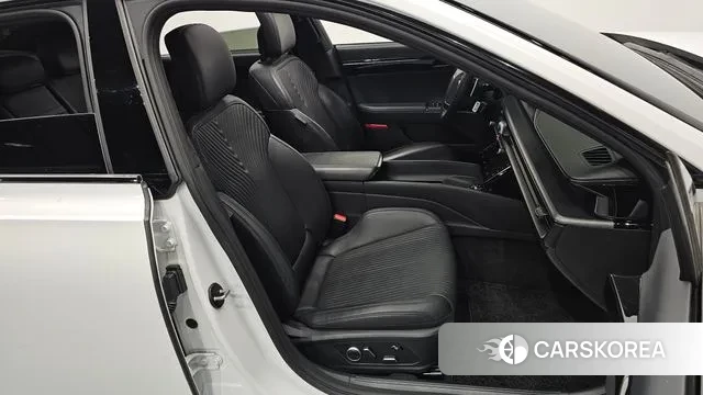 Hyundai Grandeur (GN7) id 3420801 из Кореи 20