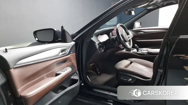 BMW 6 Series GT (G32) id 2989853 из Кореи 20