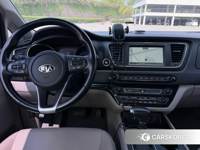 Kia The New Carnival id 4448082 из Кореи 20