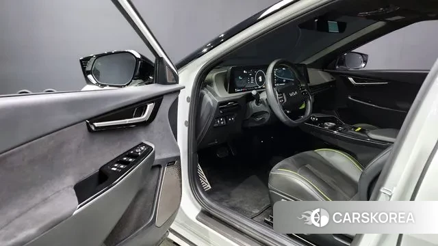 Kia EV6 id 3696543 из Кореи 20